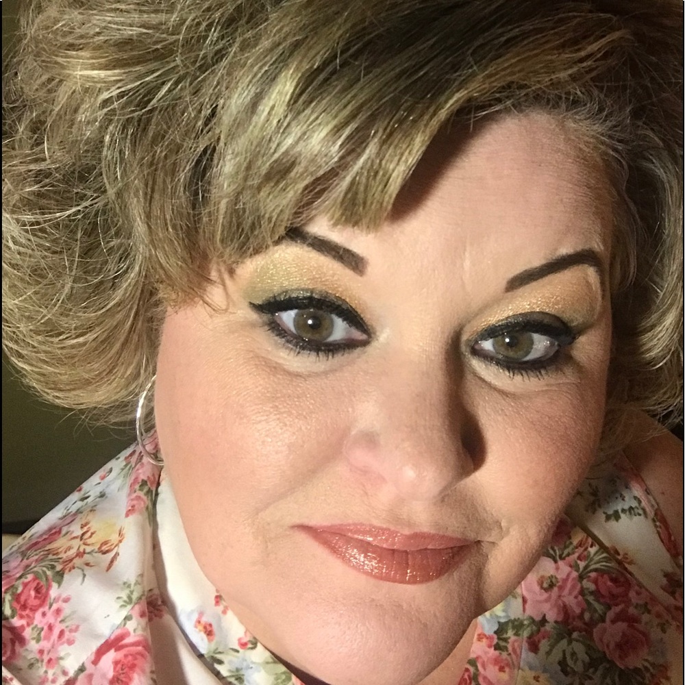 Meet your Posher, Devlin